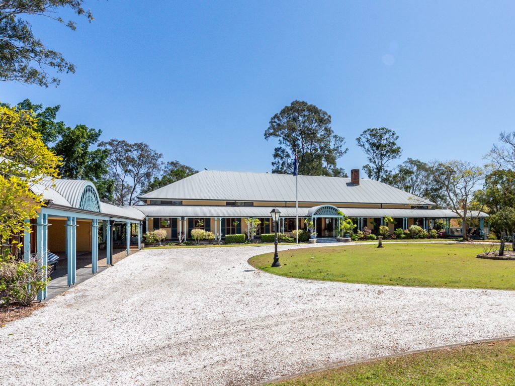 Gold Medal Property To Go Under The Hammer Jason Adcock